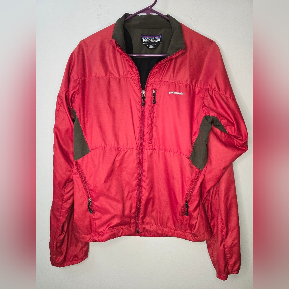 Patagonia Lined Ripstop Windbreaker Jacket Full Zip Red Packable size sm…